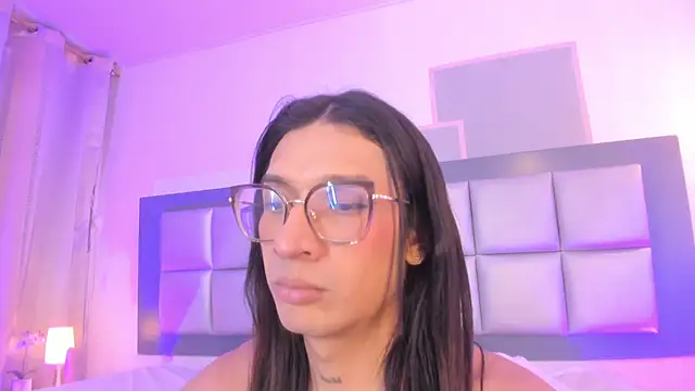 Maddie_Ray webcam