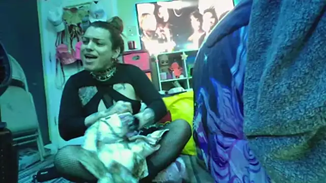 UrHellBri-L webcam