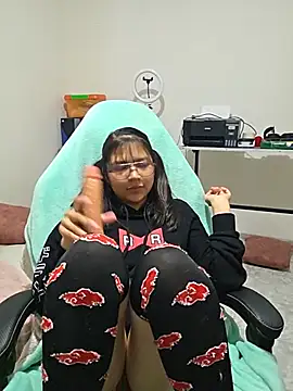 Zoe_Lux_