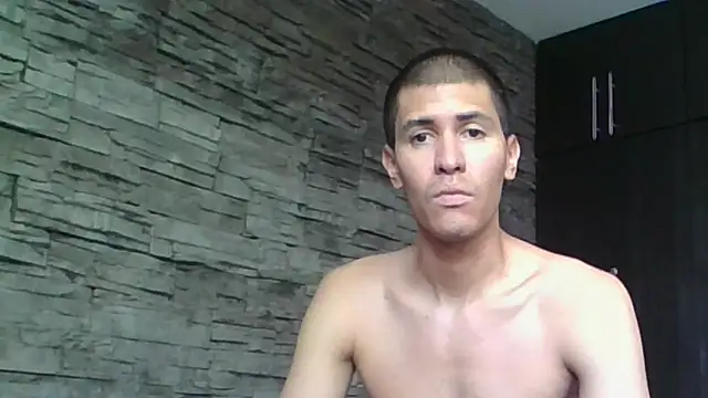 Sexylatin64 webcam