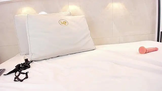 sophie_harvey webcam