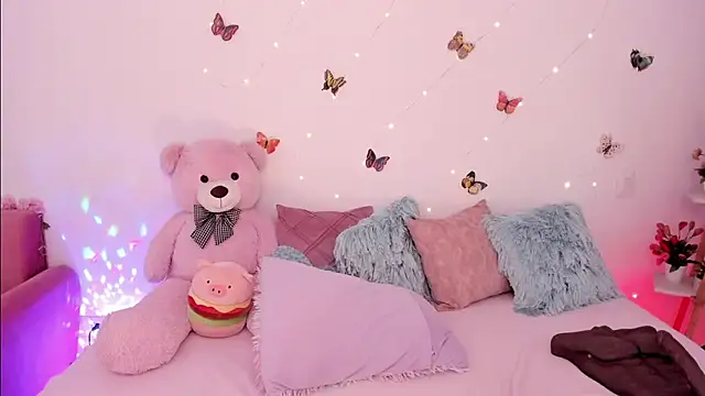 Zara_uwu_ webcam