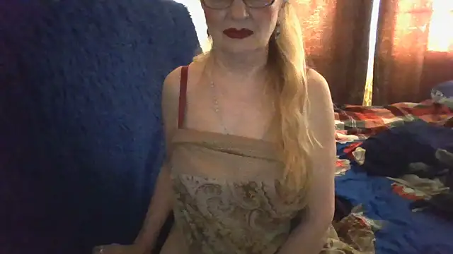 CarlyTreat webcam