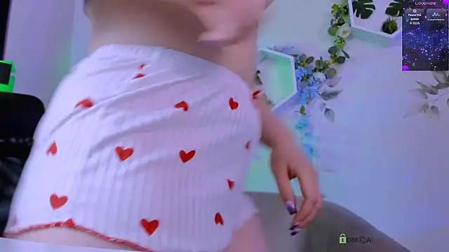 miss_courtney_ webcam