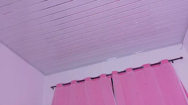 LilithSmiith webcam