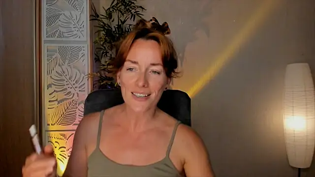 RebeccaMartinez webcam