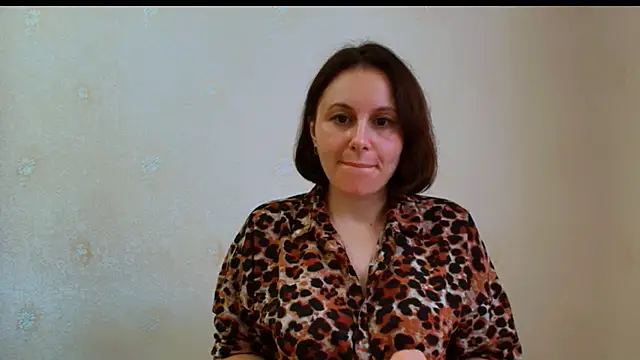 Inessa_beauty live cam on StripChat
