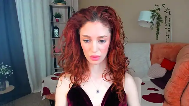 ChristinaConteeree webcam