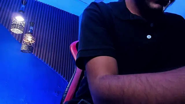 Boss_Domiinator webcam