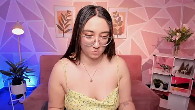 _RosieRider live cam on StripChat