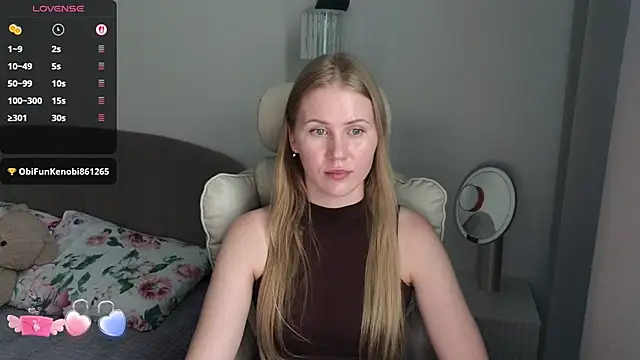 IsabelAllen live cam on StripChat