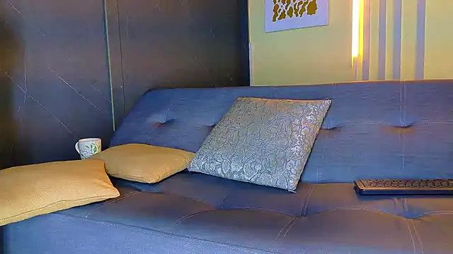 ALANNFERRER live cam on StripChat