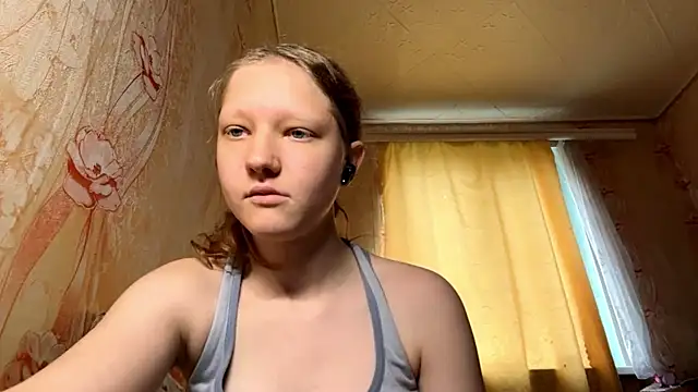 BirgitKamal live cam on StripChat
