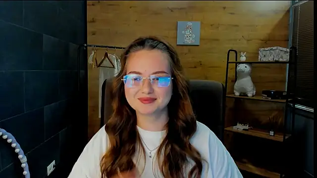 KellyyPalmer live cam on StripChat