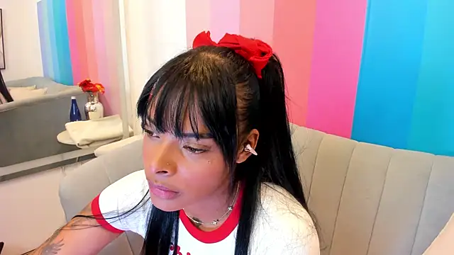EmmaEbony_ webcam
