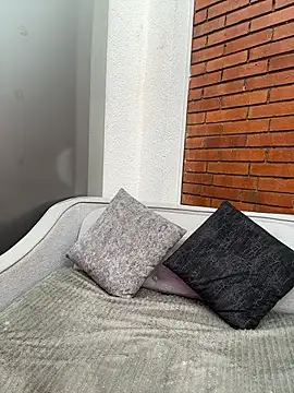 elodie_rouge webcam