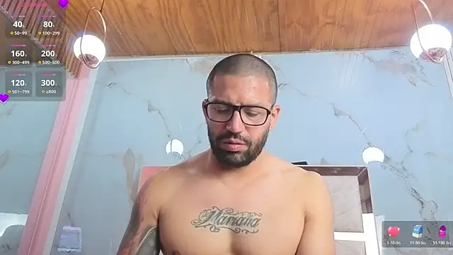 Lion_and_aria webcam