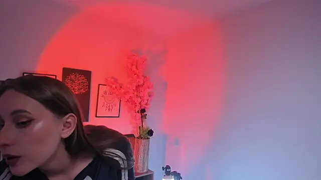 Siouxsie_cenobite live cam on StripChat