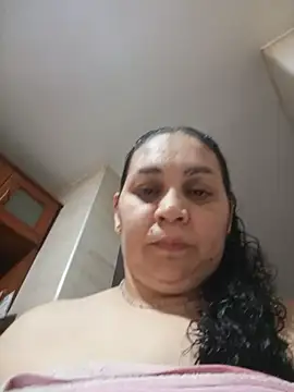 MirandaSoto live cam on StripChat