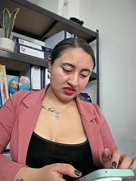 _Sarah-Office1 Live Web Cam Show