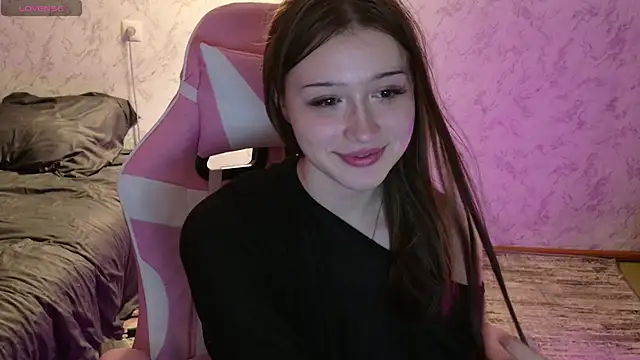 Luvellia live cam on StripChat