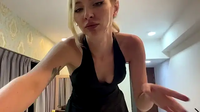 MarcellLepke live cam on StripChat