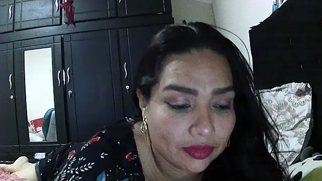 gorditalatinahot webcam