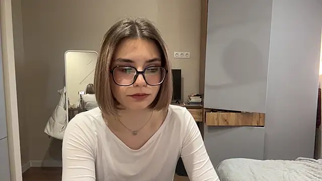 AnnaVelvetFire webcam