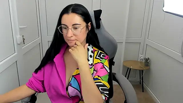 ChloeVibee webcam