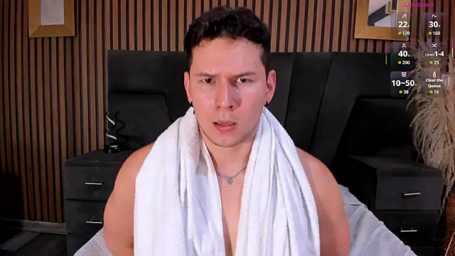 Izui_Pierce webcam
