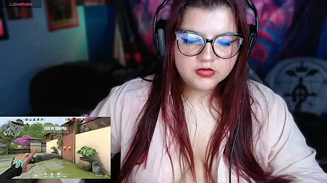 Annee23 live cam on StripChat