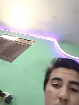 Kenzolamoglia webcam