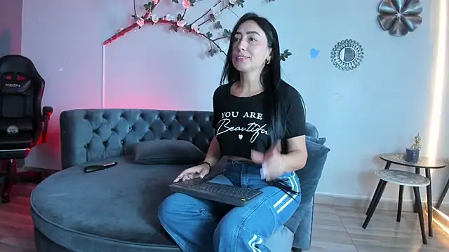 Mia_Davis__ webcam