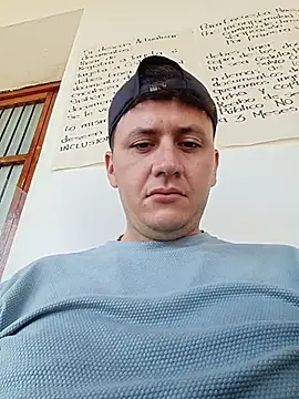 Maduro-Mariquita live cam on StripChat