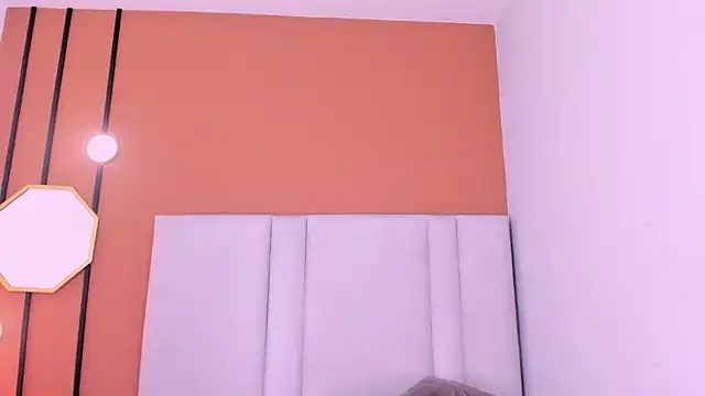 Mia_boobs24 webcam