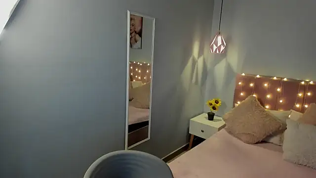 ryan_valentino webcam