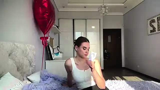 VoncileMccuien live cam on StripChat