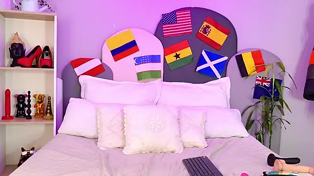 SophieGomez22 webcam