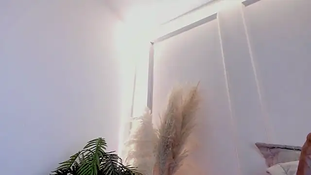 sarah-bonneth webcam