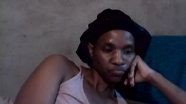 sexybigass31 webcam