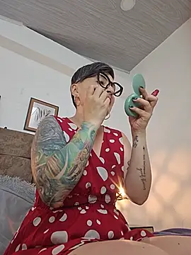 kat_paradise webcam