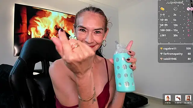 Emma_Mendozaa live cam on StripChat