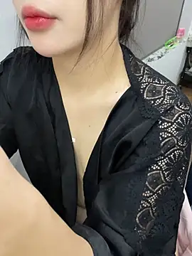 ZyKbaeseductive live cam on StripChat