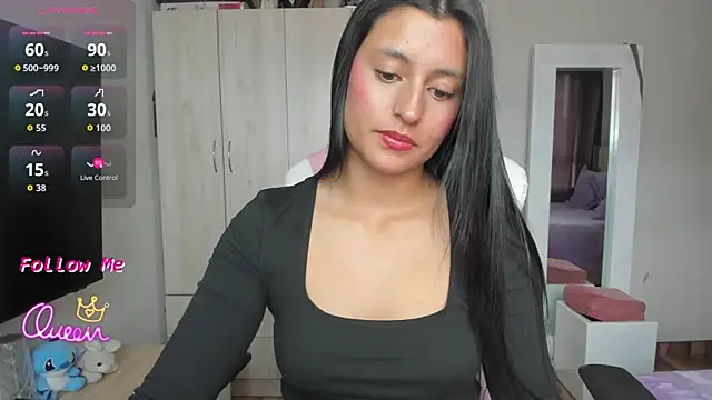 Angiie_cute1 live cam on StripChat