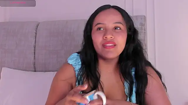Emma-Velez webcam