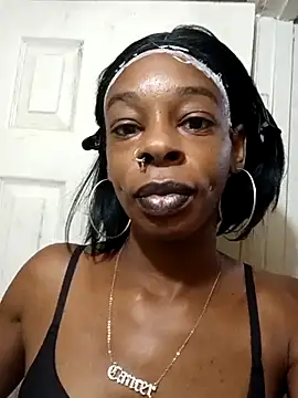 Jasmine_FullsShine webcam