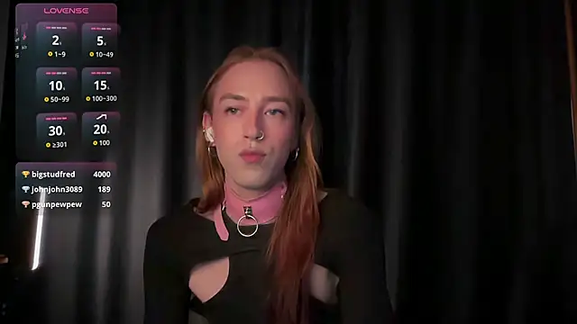 Avril_Pearly_ live cam on StripChat