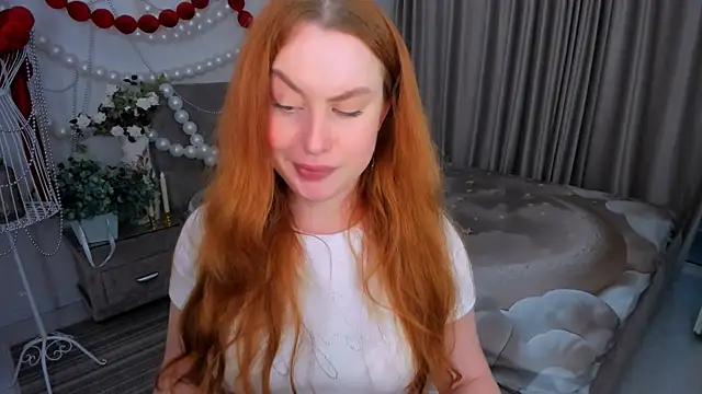 AirySilhouette live cam on StripChat