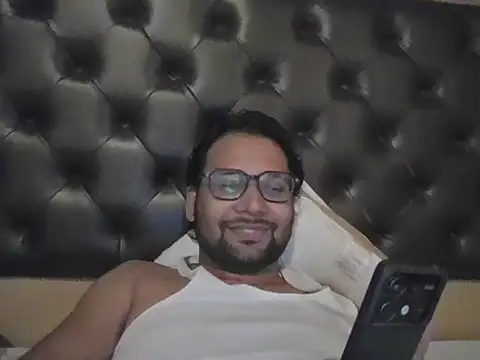UAjit webcam