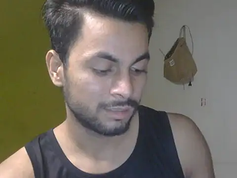 Stubborndesiboy webcam